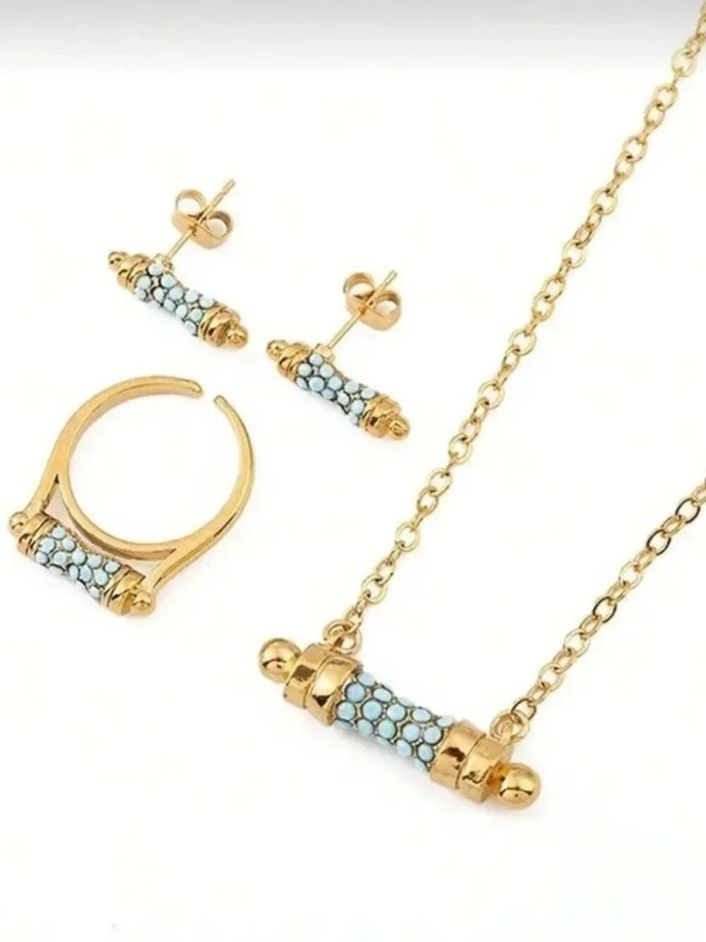Elegant Gold and Blue Jewelry Set Q482
